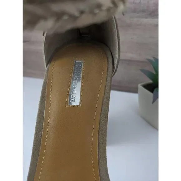 BCBGeneration Fringe Heels - Picture 4 of 16